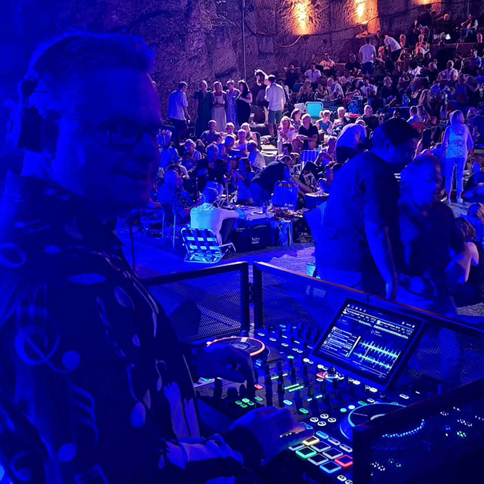 DJ Steil